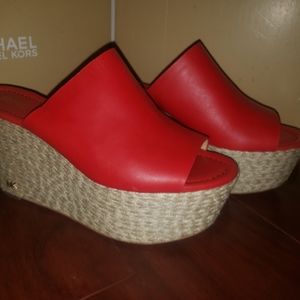 MICHAEL KORS

Cunningham Wedge Size 8.5